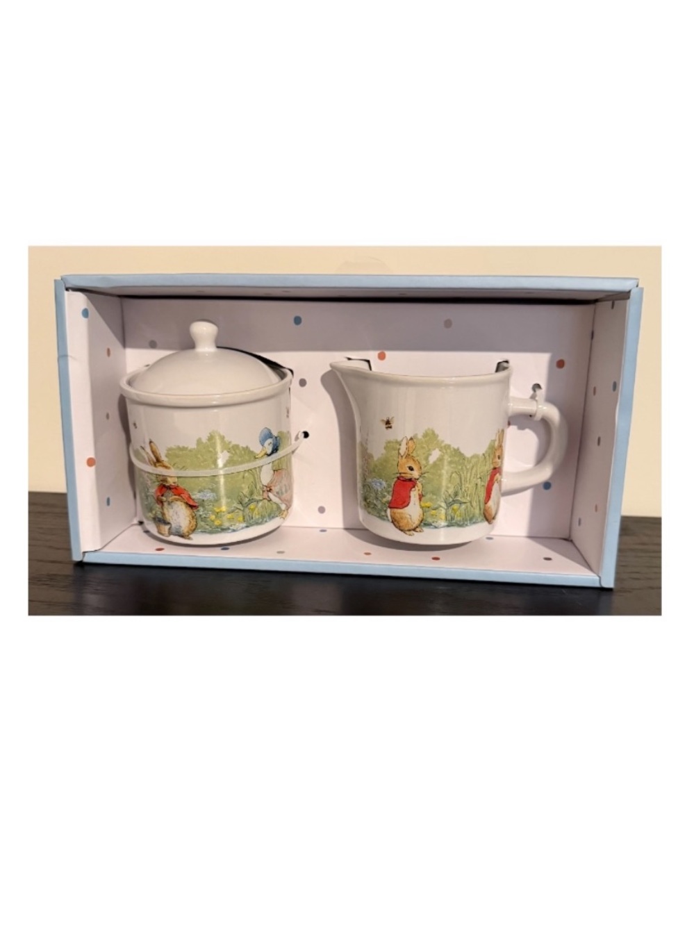 Peter Rabbit nwt Creamer and Sugar Set